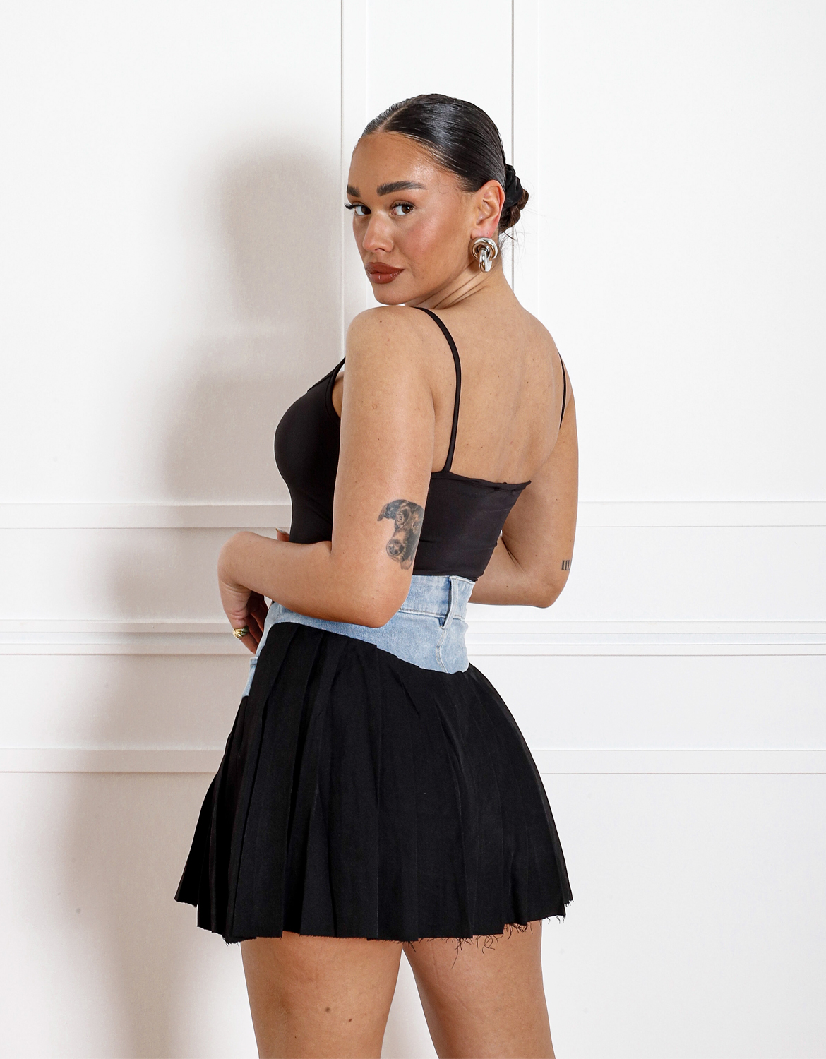 17 Skort Πλισέ με Denim Λεπτομέρεια - Image 2